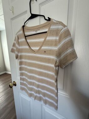 Tommy Hilfiger Beige and White Striped V-Neck Tee